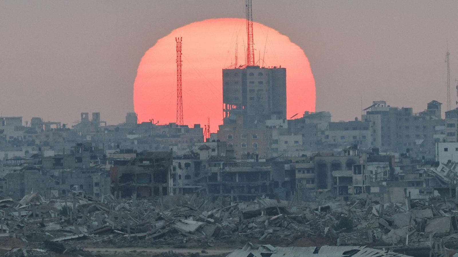 Trump warns Hamas and claims Israel has agreed to 60-day ceasefire in Gaza