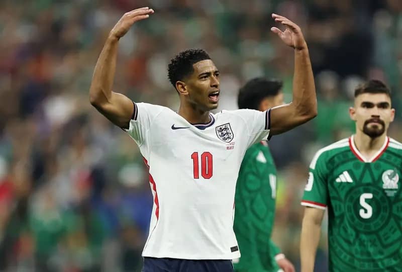 Hey Jude! It's coming home - from the Azteca - the three lions roar