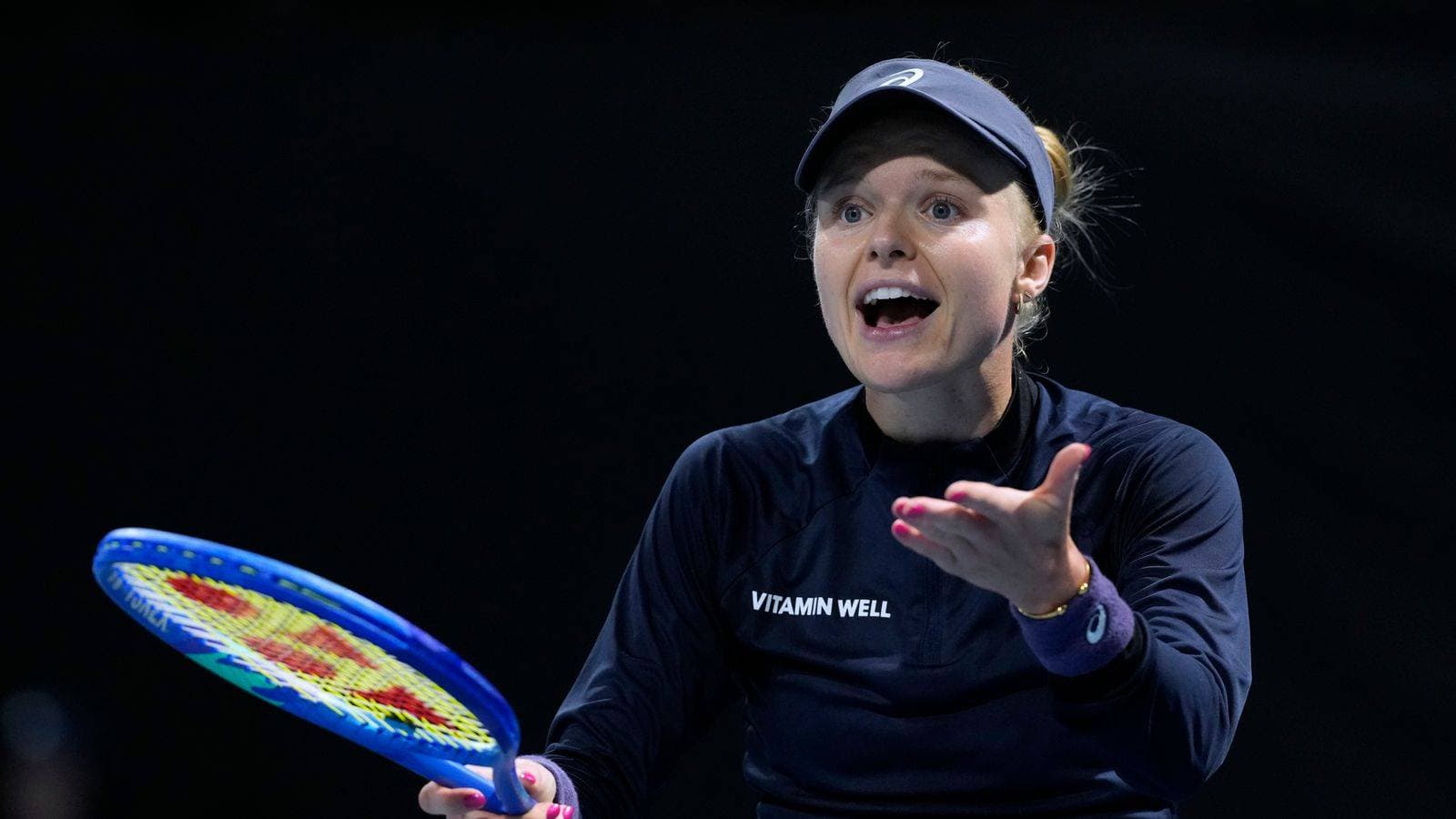 British tennis player Harriet Dart ‘sorry’ after saying opponent should put deodorant on