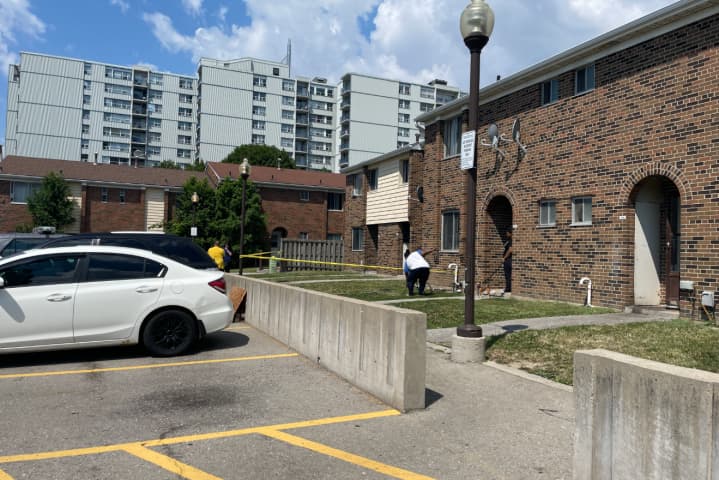 Toronto police search for three suspects after fatal shooting in North York