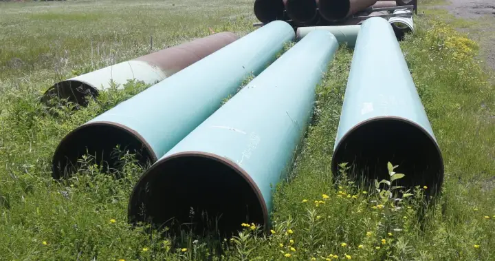 Trump aims to revive Keystone XL pipeline expansion in trade talks with Canada