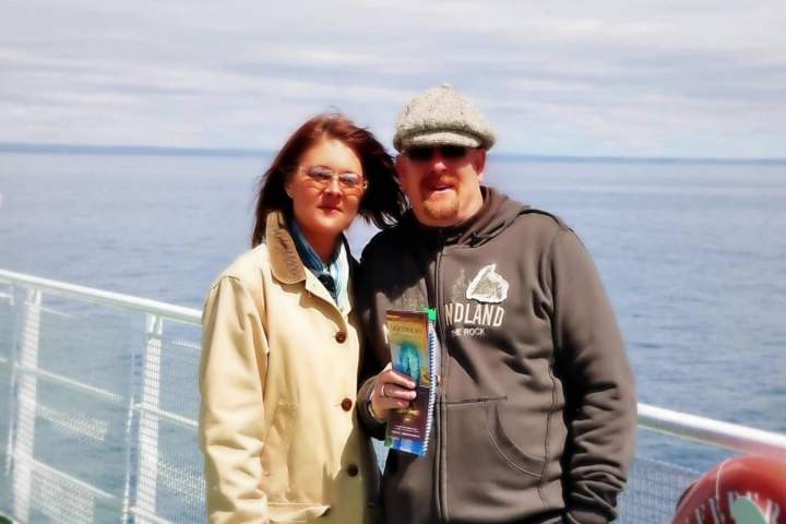 Alberta woman claims airline misplaced her husband's ashes during travel
