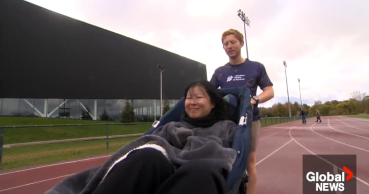 Montreal couple runs marathon together after ALS diagnosis