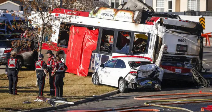 Expert describes bus model in Calgary crash as ‘extremely safe’