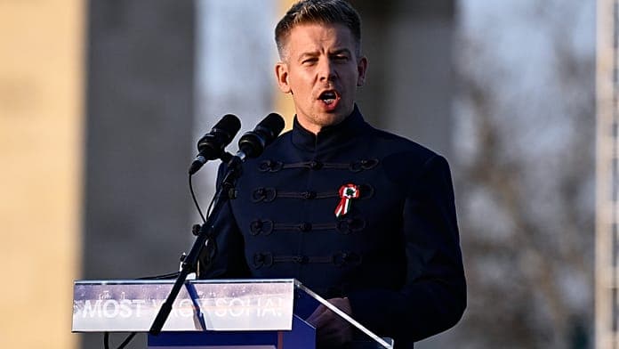 Hungarian opposition leader condemns alleged intelligence operation against Tisza Party