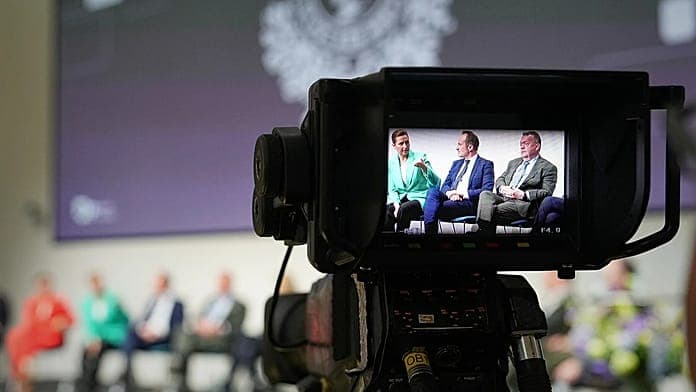 Denmark’s king tasks Mette Frederiksen with leading coalition talks after election Denmark’s king tasks Mette Frederiksen with leading coalition talks after election