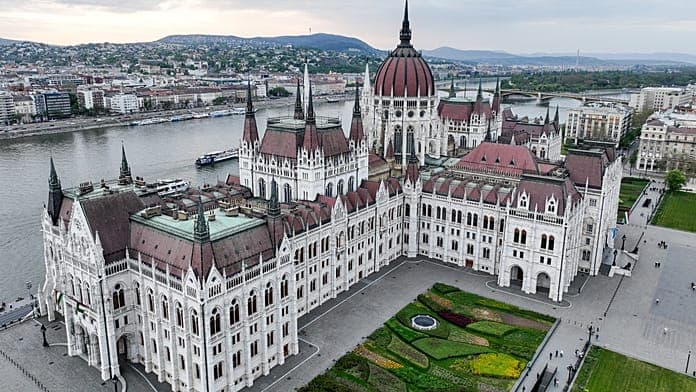 Ursula von der Leyen's aide negotiates release of €10 billion in Hungary Ursula von der Leyen's aide negotiates release of €10 billion in Hungary