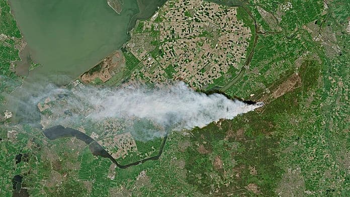 France and Germany send firefighting units to aid Netherlands blazes France and Germany send firefighting units to aid Netherlands blazes