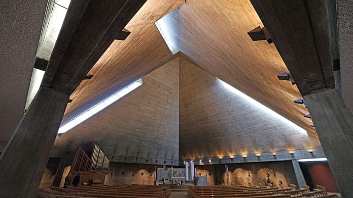 Würzburg church to become bouldering centre as congregations decline Würzburg church to become bouldering centre as congregations decline