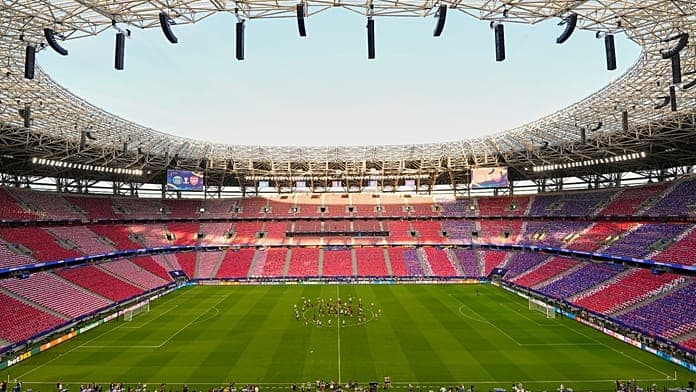 Football fans clash in Budapest ahead of Champions League final Football fans clash in Budapest ahead of Champions League final