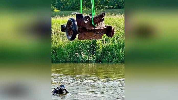 Germany recovers Soviet Second World War gun from Neisse river