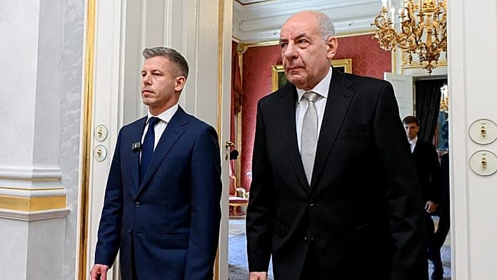 Hungary's parliament votes to remove president tamás sulyok from office Hungary's parliament votes to remove president tamás sulyok from office