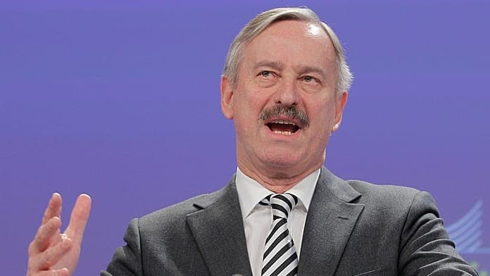 Siim Kallas, former Estonian prime minister and EU commissioner, dies aged 77 Siim Kallas, former Estonian prime minister and EU commissioner, dies aged 77