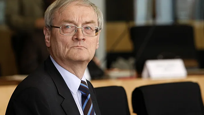 Former german intelligence chief august hanning faces espionage investigation Former german intelligence chief august hanning faces espionage investigation