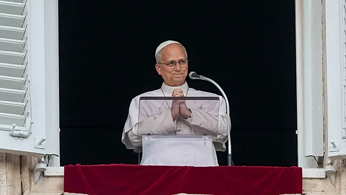 Pope Leo XIV leads Angelus prayer after discharge from hospital Pope Leo XIV leads Angelus prayer after discharge from hospital