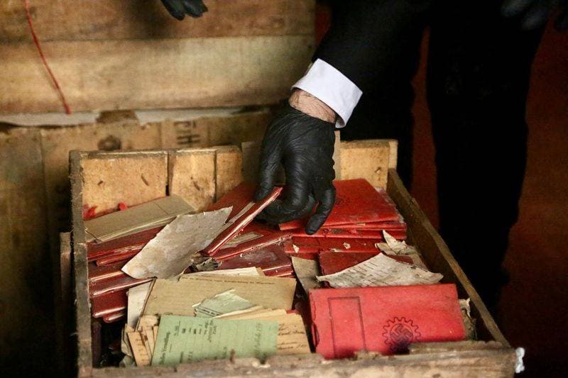 Argentina's top court finds 80 boxes of Nazi items in basement