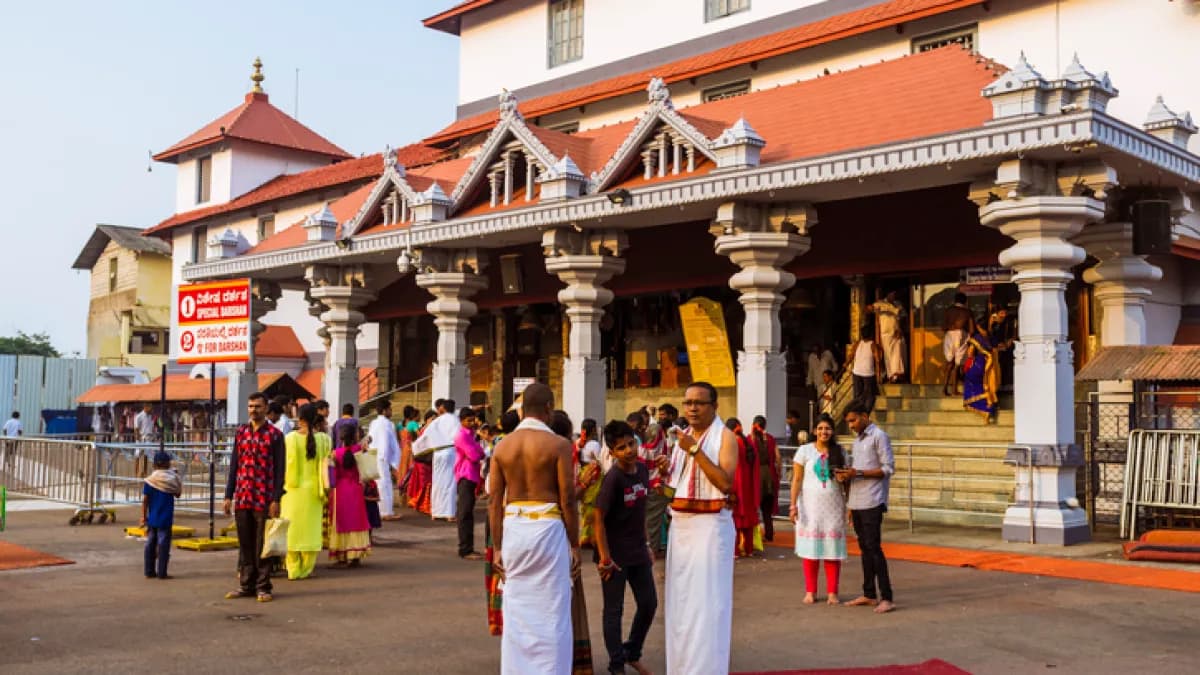 Did Indian temple officials cover up a mass murder? Did Indian temple officials cover up a mass murder?