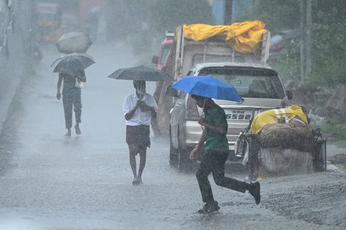 Cyclone Montha brings heavy rains and strong winds