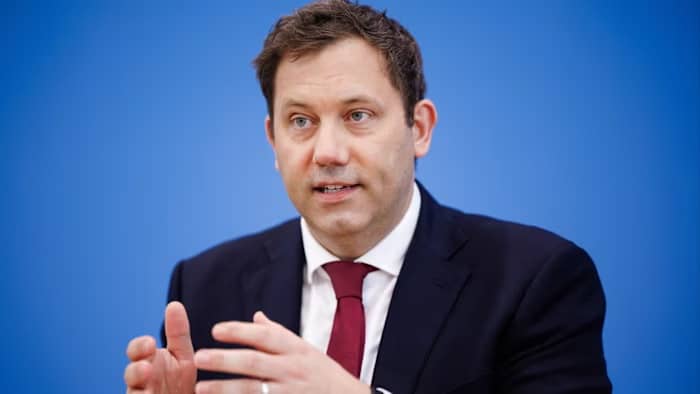 German Finance Minister Lars Klingbeil urges swift advancement of digital euro