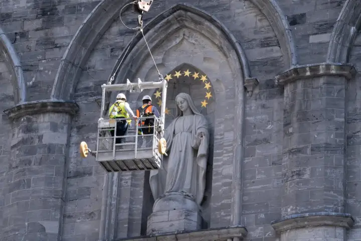 Scaffolding to be removed from Notre-Dame Basilica in Montreal